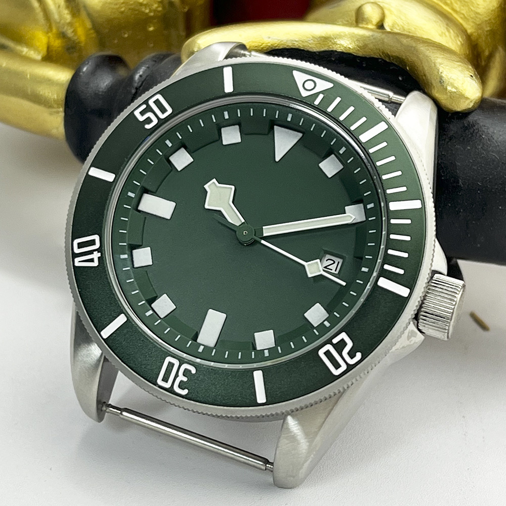 Military green men's automatic - đánh giá và giá A1 Watches & Jewelry New York Photos